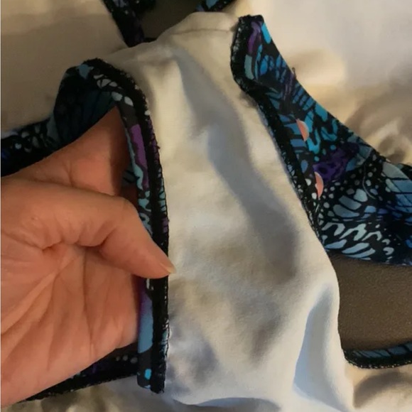 🦋Butterfly Bikini🦋 - Picture 3 of 4